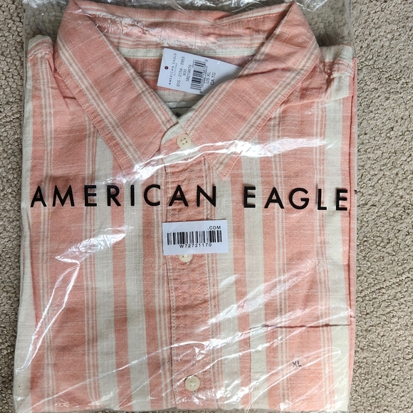 BRAND NEW MEN'S AMERICAN EAGLE BUTTON DOWN SHORT SLEEVE SIZE XL - Picture 2 of 2